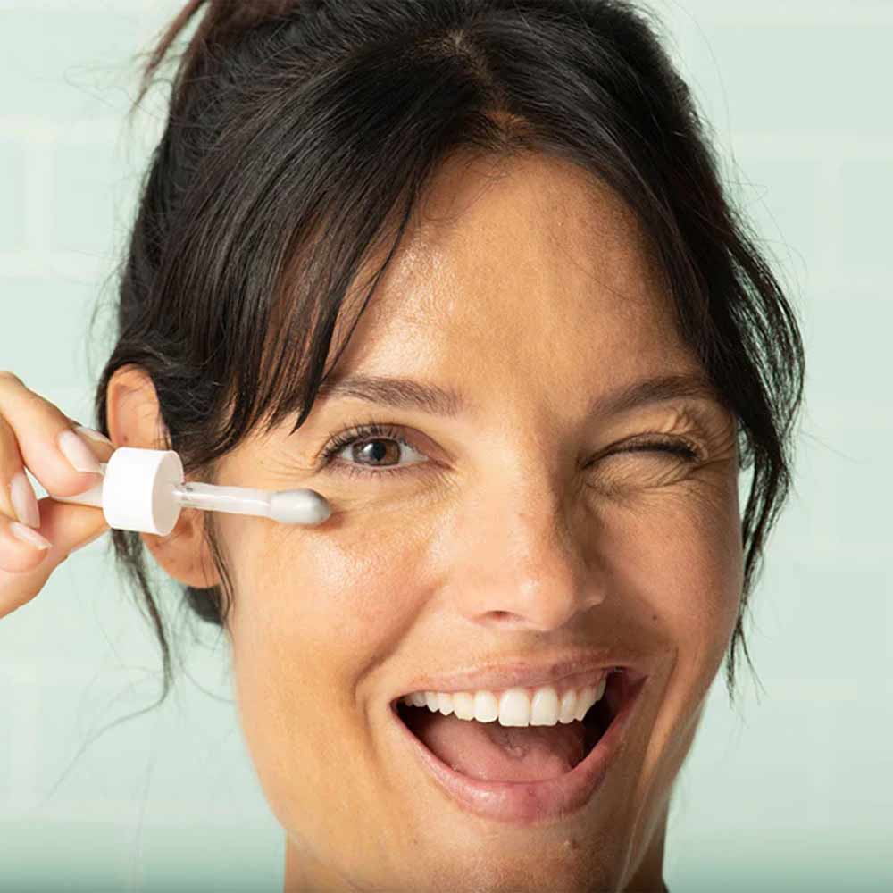 SVR Refresh&Relax - Ampoule Refresh - tratament pentru conturul ochilor cu efect de netezire, 15ml
